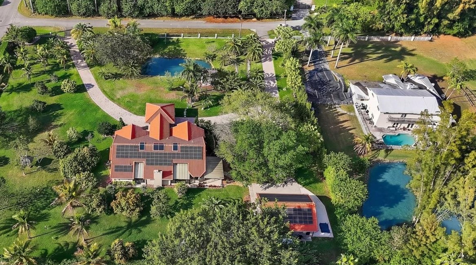 Aerial view of a Southwest Ranches estate sold by Team Hsu